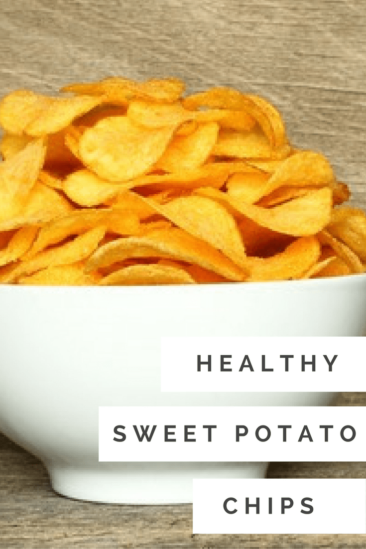Best ever healthy sweet potato chips recipe for clean eating! Super simple and quick yet delicious!