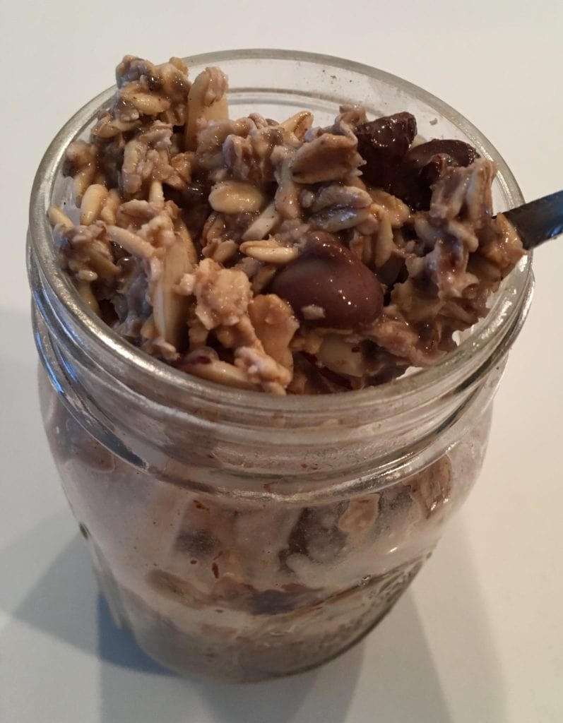 Mason Jar Overnight Oatmeal Recipes mint chocolate 