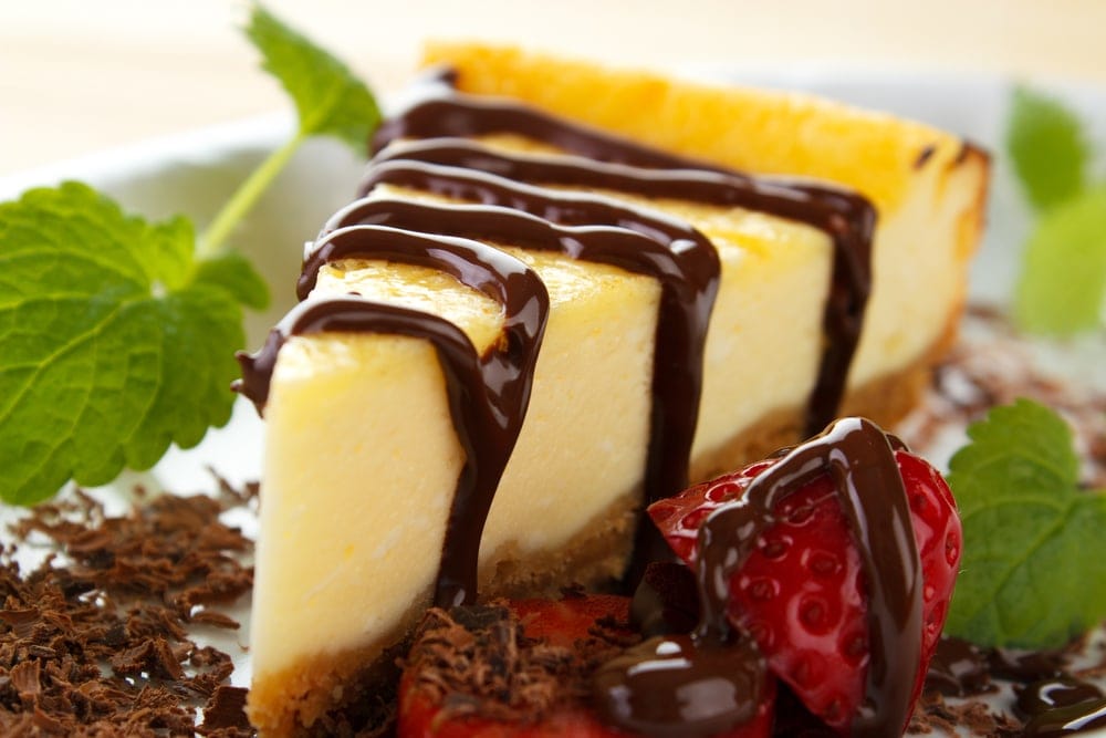 low carb chocolate keto cheesecake