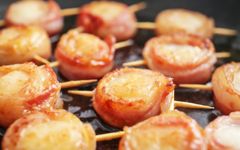 Keto Bacon Wrapped Scallops with Spicy Mayo Recipe